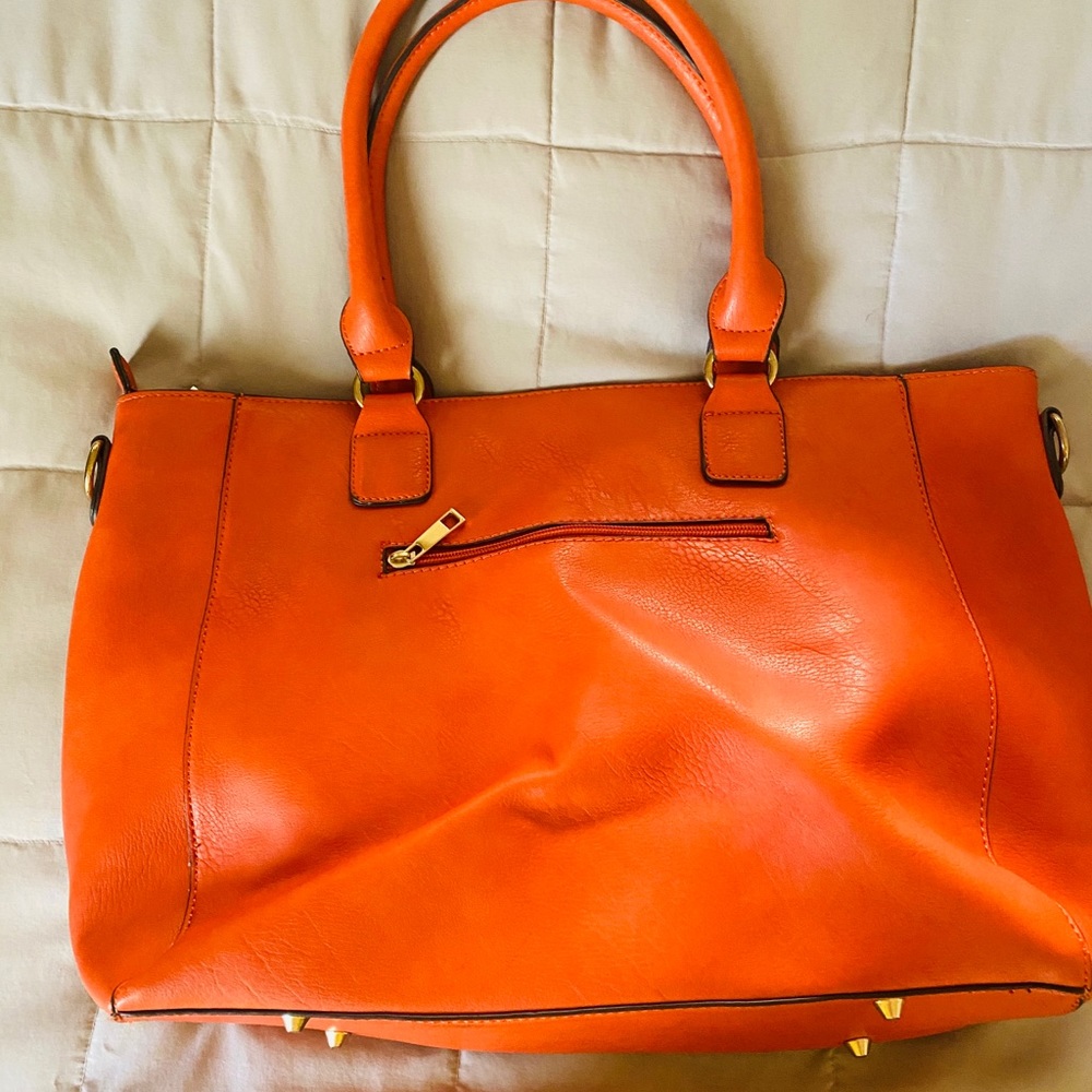 Beautiful like new purse! - Picture 2 of 13